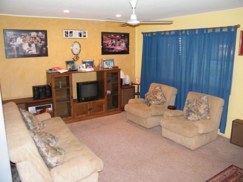 13 Brampton Avenue, Bucasia QLD 4750