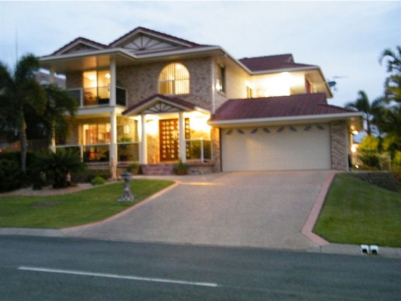 17 Dumfries Court, Beaconsfield QLD 4740