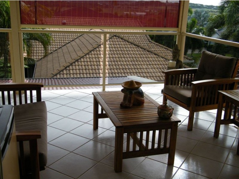 17 Dumfries Court, Beaconsfield QLD 4740