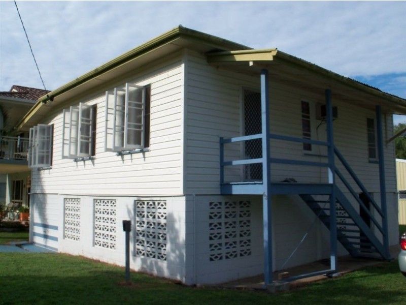 63 Palm Avenue, Seaforth QLD 4741