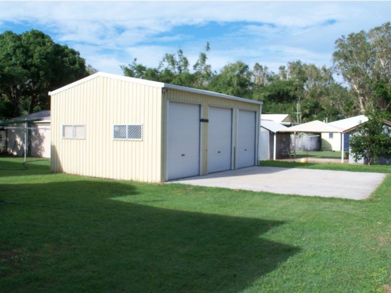 63 Palm Avenue, Seaforth QLD 4741