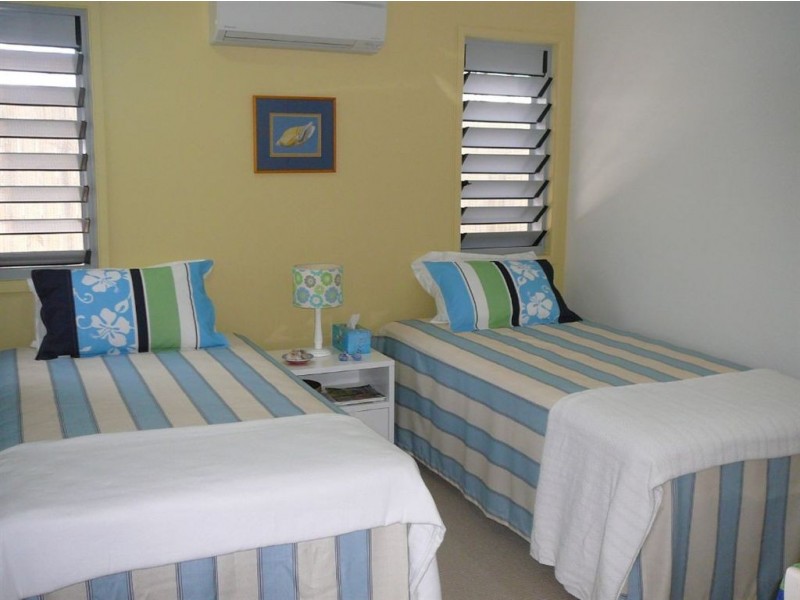 32 Poinciana Avenue, Seaforth QLD 4741