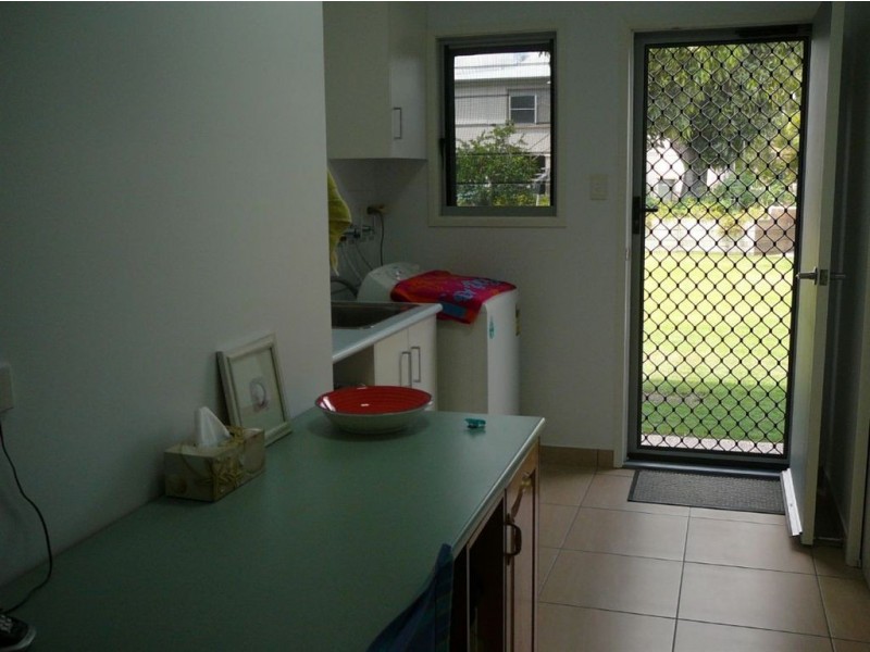 32 Poinciana Avenue, Seaforth QLD 4741