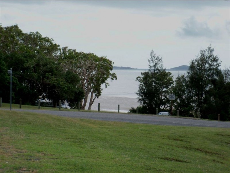 20 Grace Crescent, Slade Point QLD 4740