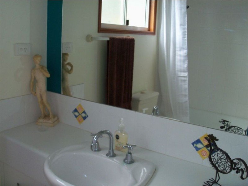 20 Grace Crescent, Slade Point QLD 4740