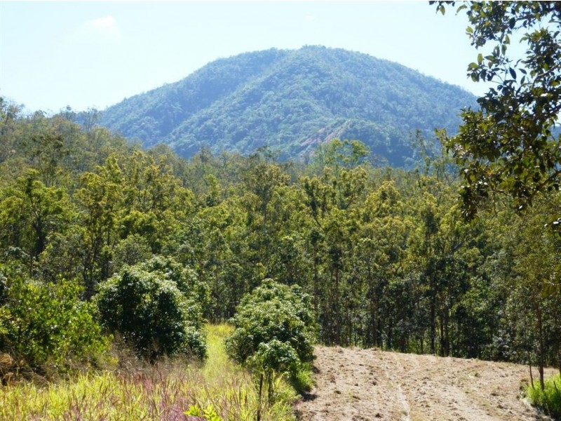 6158 Mackay Eungella Road, Finch Hatton QLD 4756