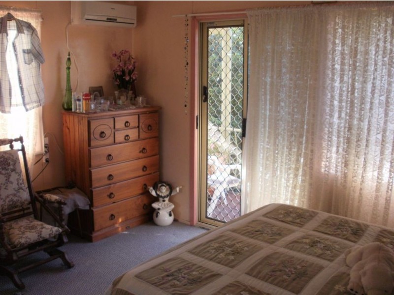 15 Rosella Street, Slade Point QLD 4740