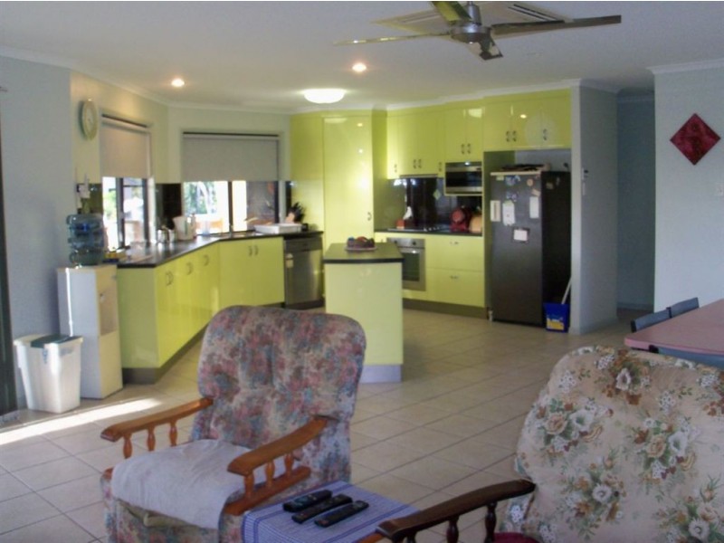 18 Blue Beach Boulevard, Haliday Bay QLD 4740