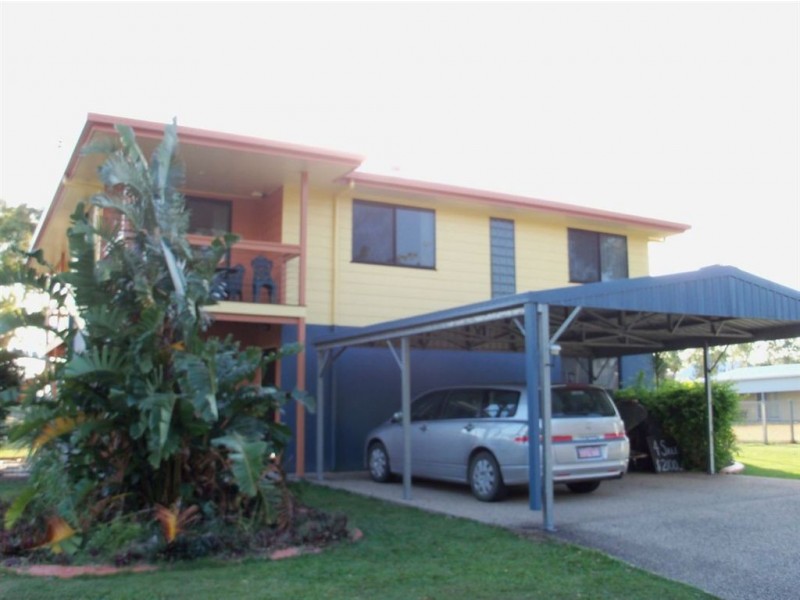 18 Blue Beach Boulevard, Haliday Bay QLD 4740