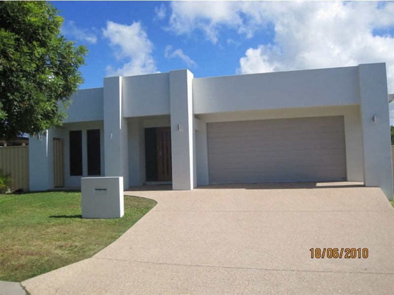 12 Foundation Street, Glenella QLD 4740