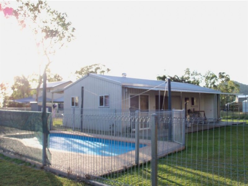 18 Blue Beach Boulevard, Haliday Bay QLD 4740