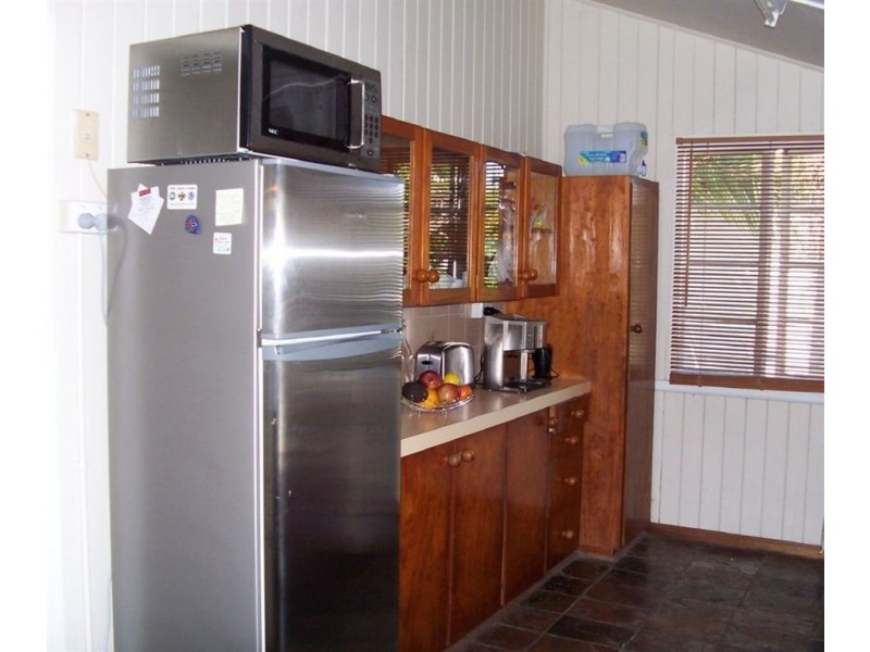 14 McIntyre Street, East Mackay QLD 4740