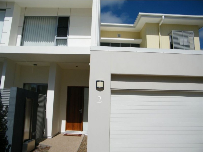 2/2 Belangason Way, Shoal Point QLD 4750