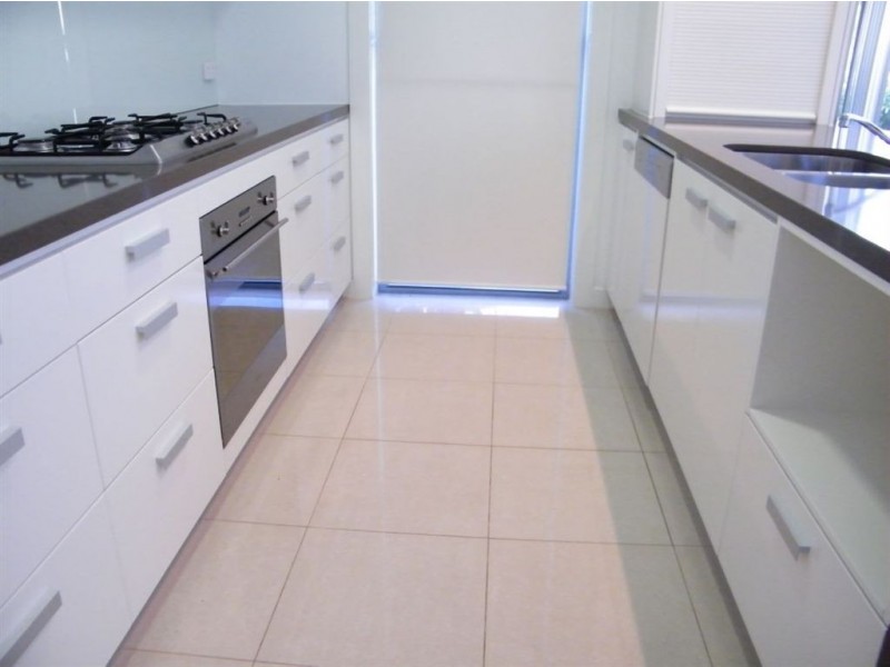 13/2 Belangason Way, Shoal Point QLD 4750