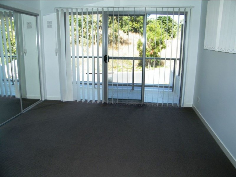 13/2 Belangason Way, Shoal Point QLD 4750