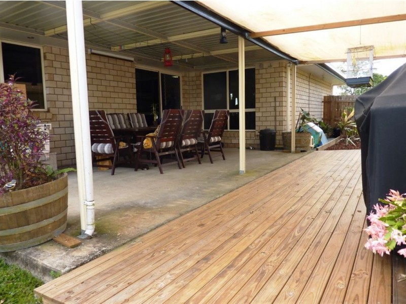 6 Alberta Street, Mirani QLD 4754