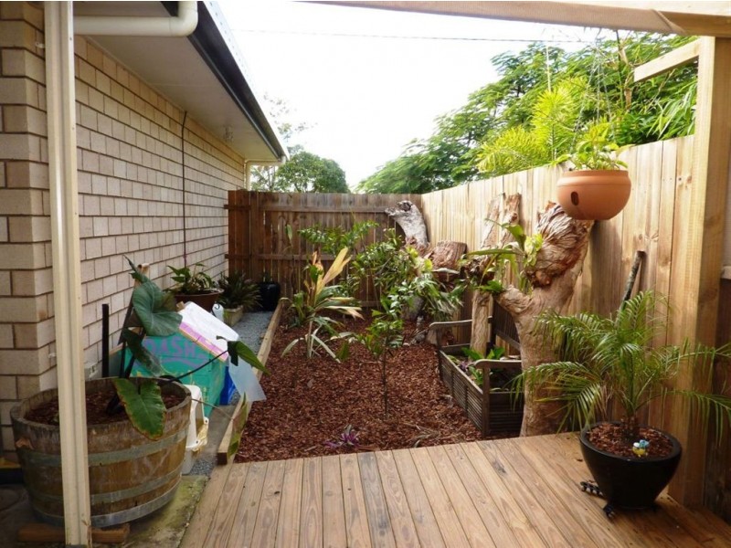 6 Alberta Street, Mirani QLD 4754