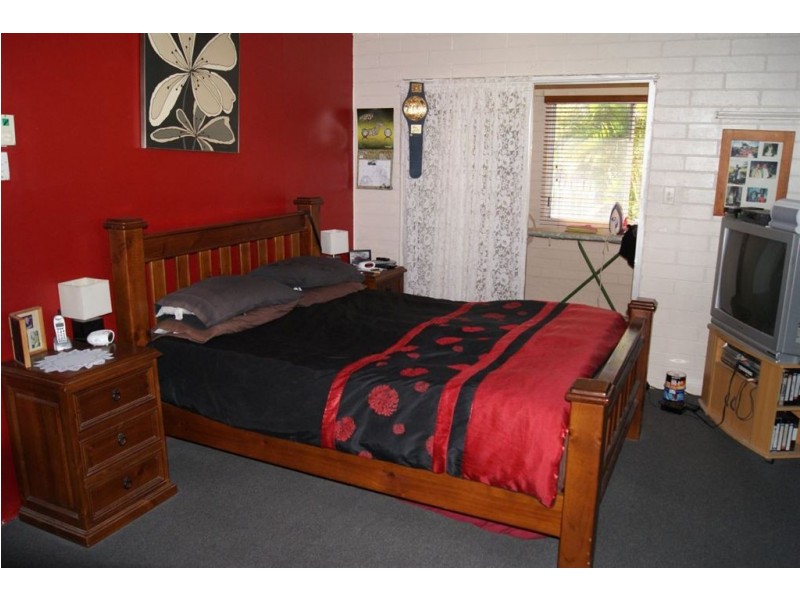 4 Teal Street, Slade Point QLD 4740