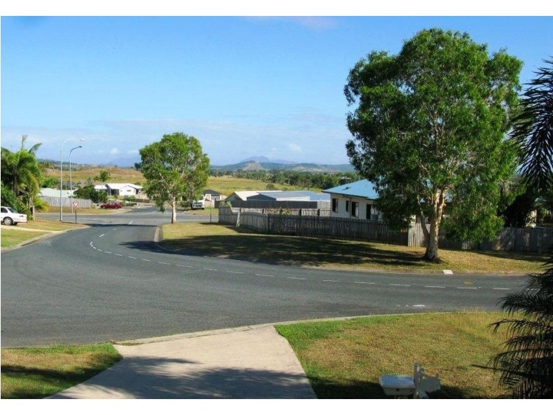 10 Harrier Street, Rural View QLD 4740