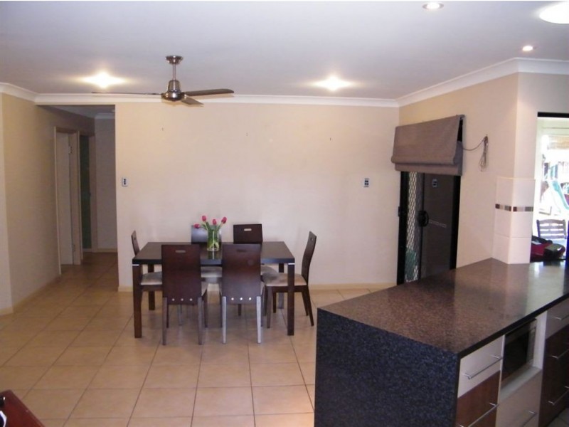 19 Cutfield Street, Glenella QLD 4740