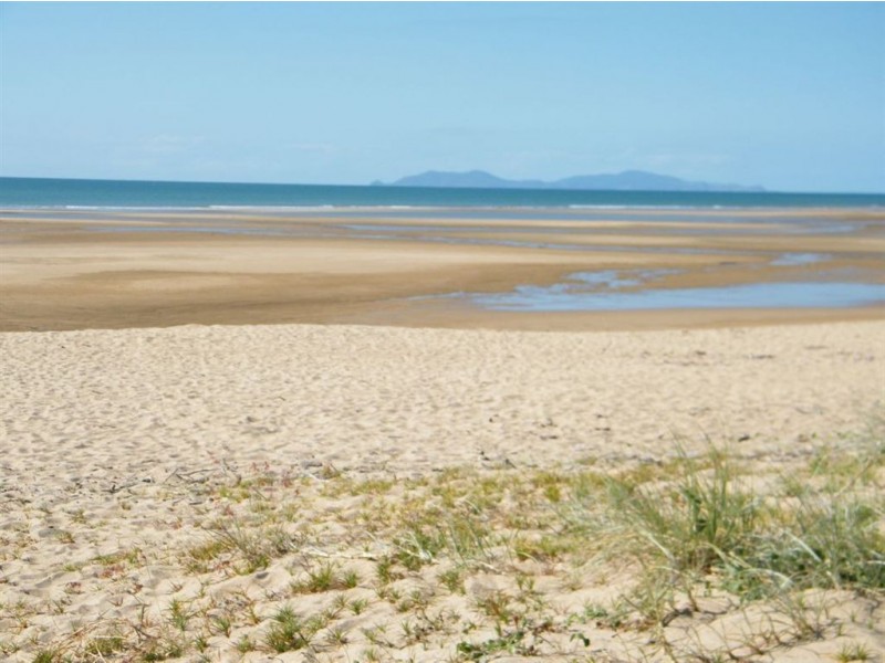 123 Waverley Street, Bucasia QLD 4750