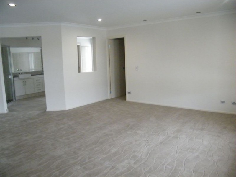 34 Windmill Crossing, Mount Pleasant QLD 4740