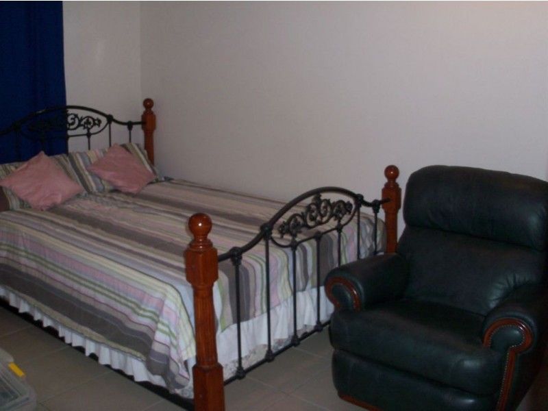 25-27 Oxley Crescent, Erakala QLD 4740