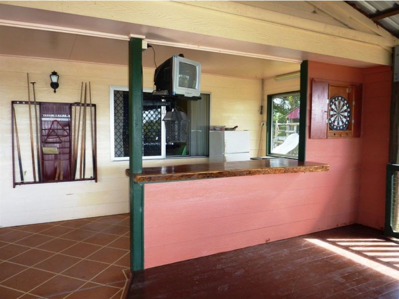 6 Cook Drive, Walkerston QLD 4751