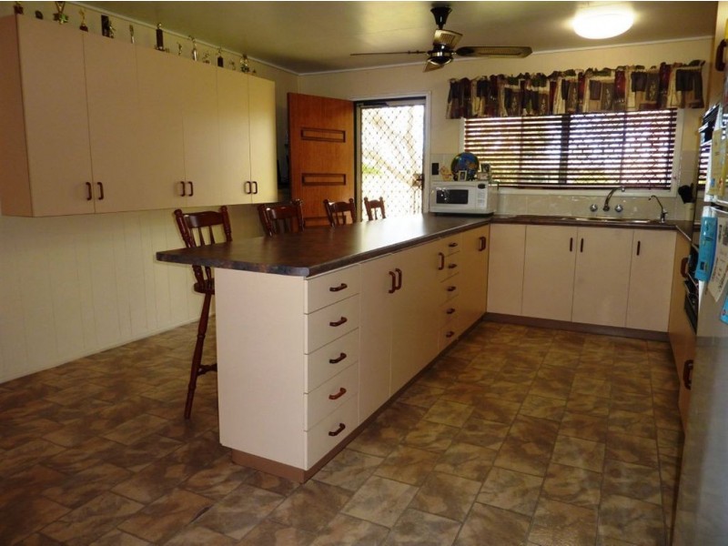 6 Cook Drive, Walkerston QLD 4751