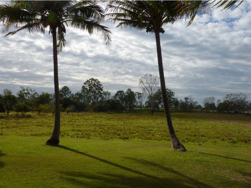 27 Dunwold Cattle Creek Road, Mirani QLD 4754
