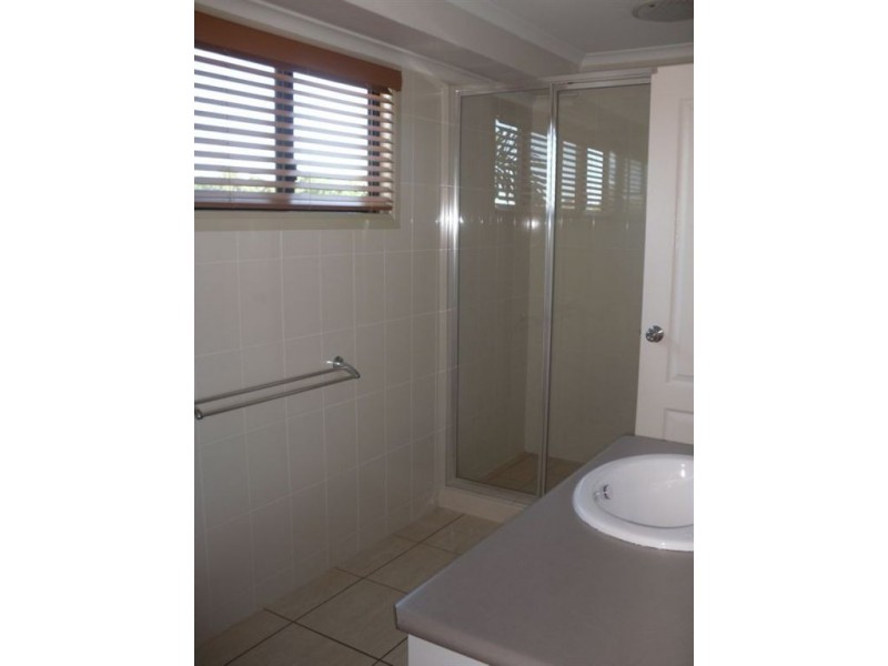 1/6 Whistler Way, Mount Pleasant QLD 4740