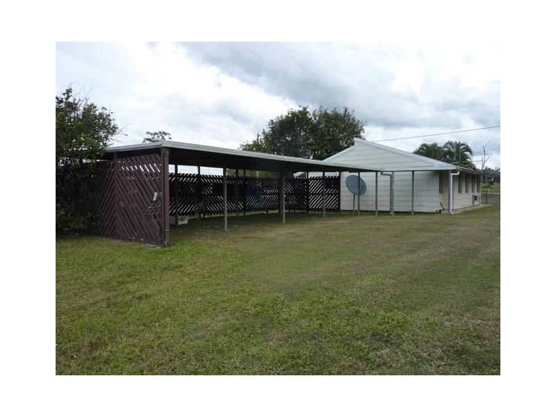 124 Broad Street, Sarina QLD 4737