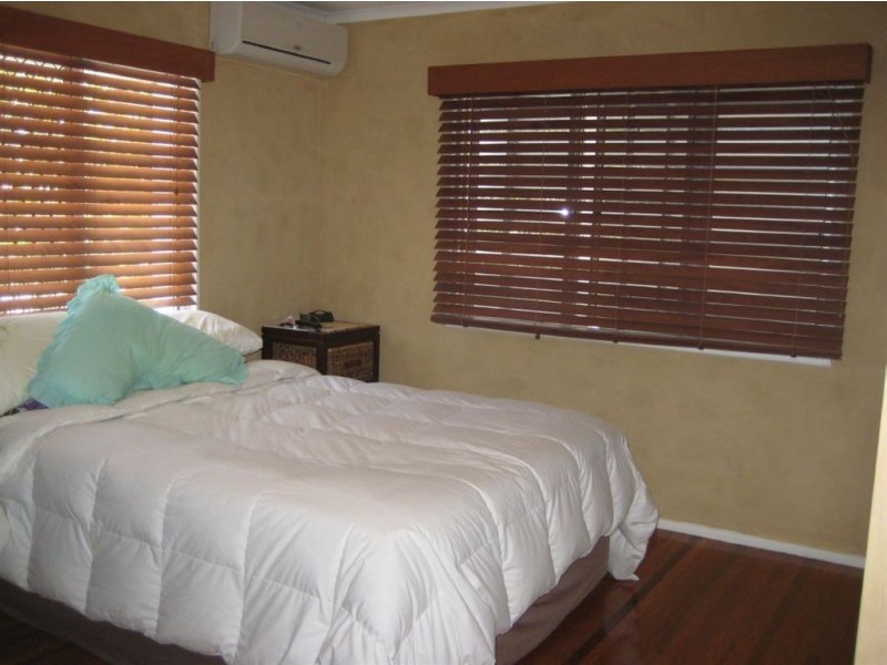 25910 Peak Downs Highway, Alexandra QLD 4740