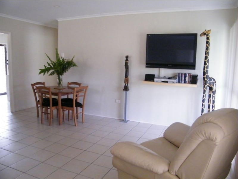 7 Ford Court, Seaforth QLD 4741