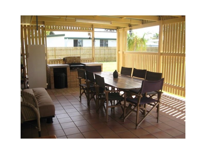 16 Jorgensen Street, Bakers Creek QLD 4740