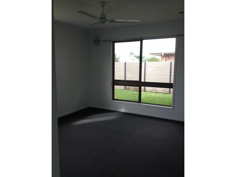 1/27 Napier Street, South Mackay QLD 4740