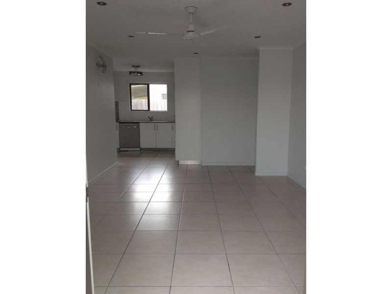 1/27 Napier Street, South Mackay QLD 4740