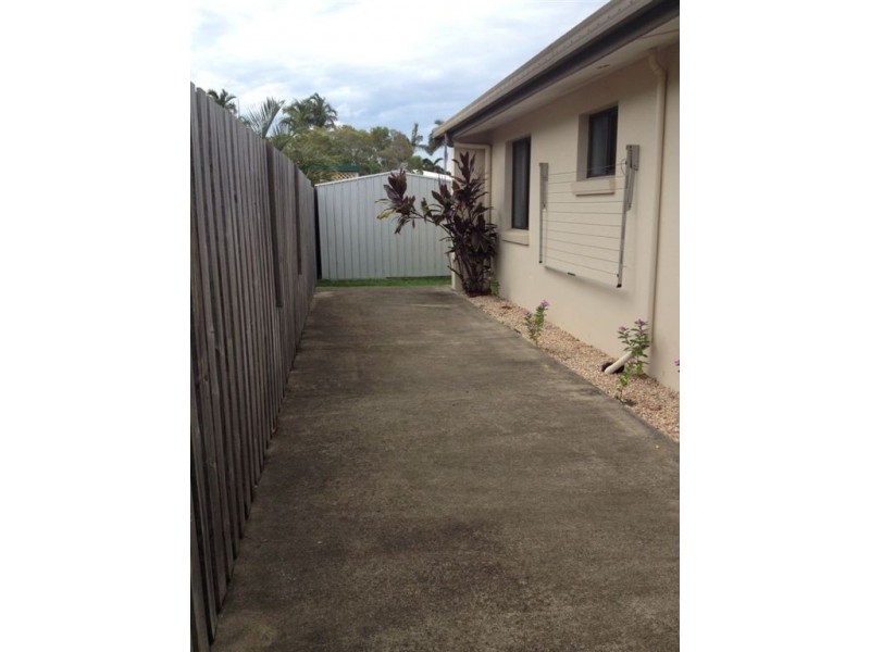 1/27 Napier Street, South Mackay QLD 4740