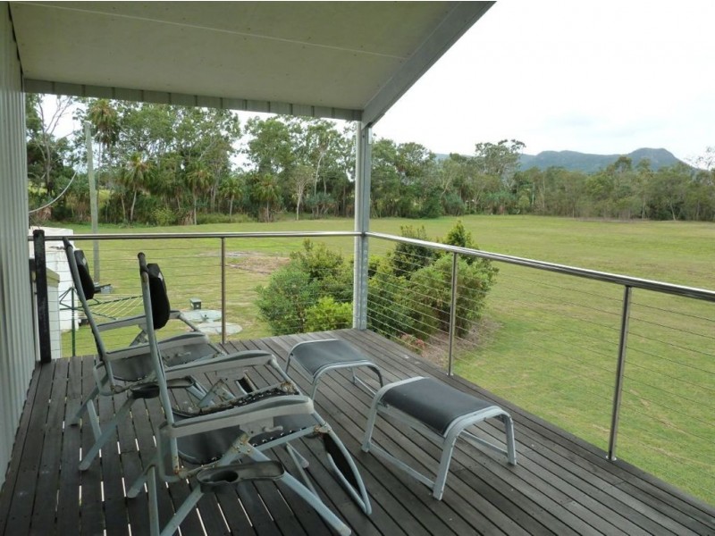 455 Cape Hillsborough Road, Ball Bay QLD 4741