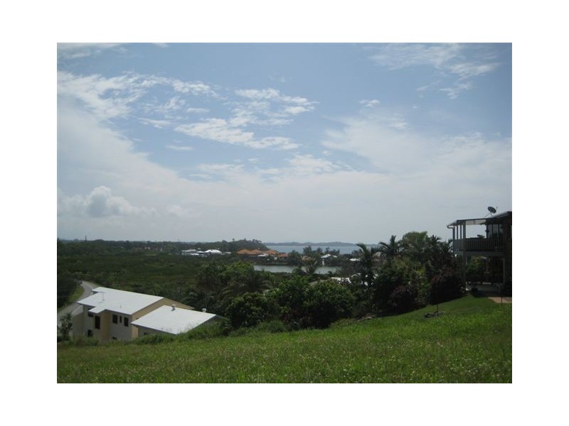 41 Ian Wood Drive, Dolphin Heads QLD 4740
