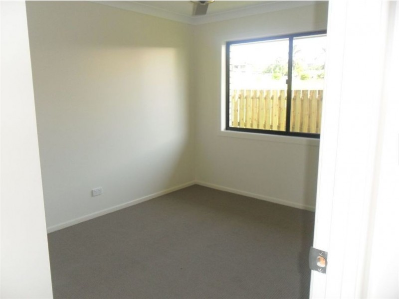 48 Village Circuit, Eimeo QLD 4740