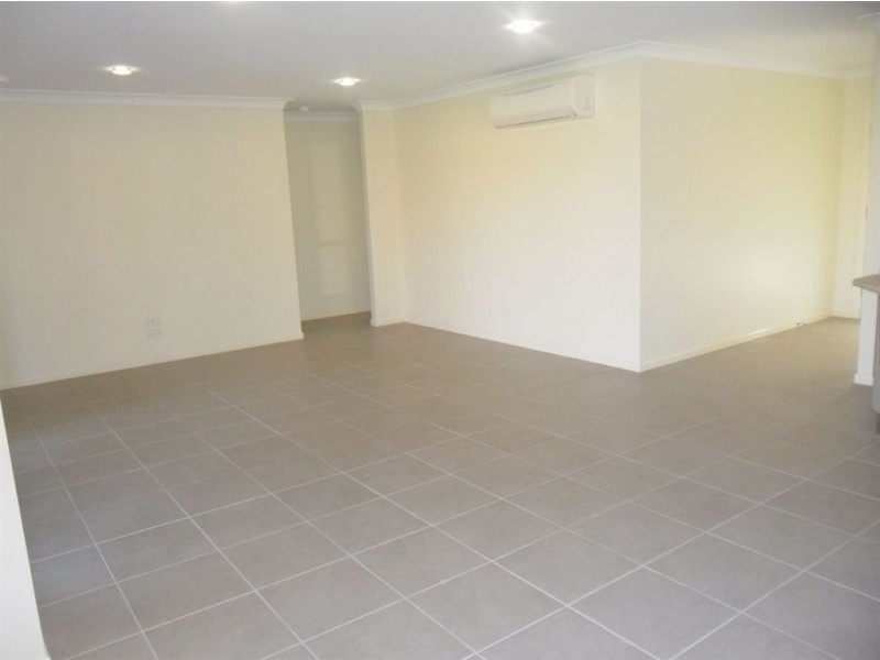 48 Village Circuit, Eimeo QLD 4740