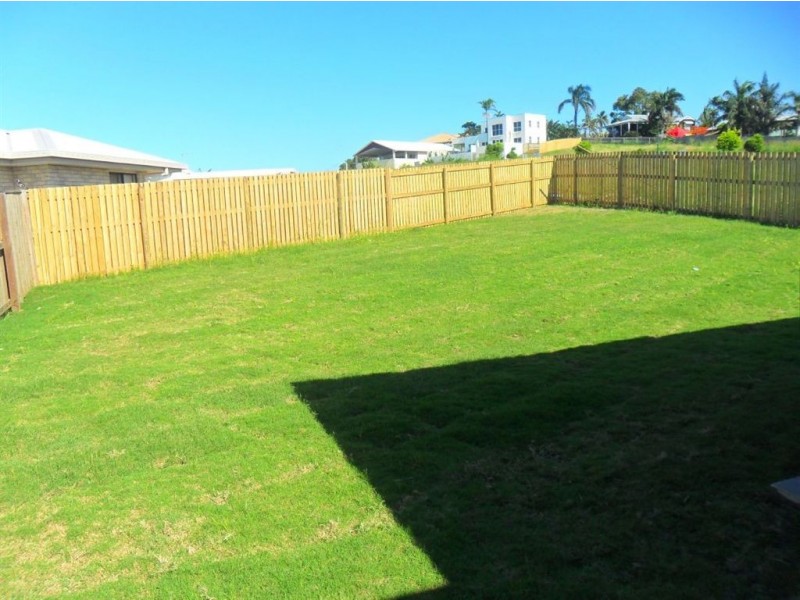 48 Village Circuit, Eimeo QLD 4740