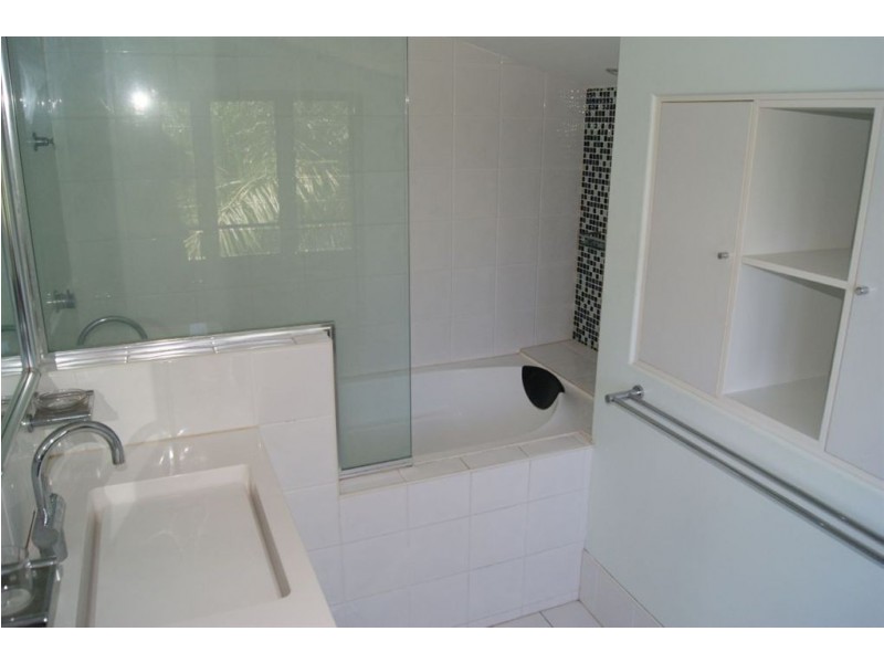 13 Ian Wood Drive, Dolphin Heads QLD 4740