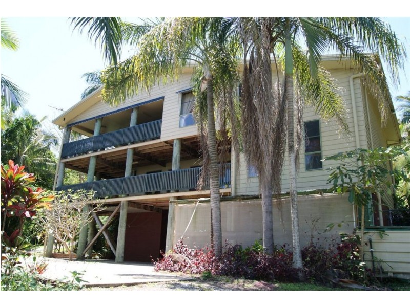 13 Ian Wood Drive, Dolphin Heads QLD 4740