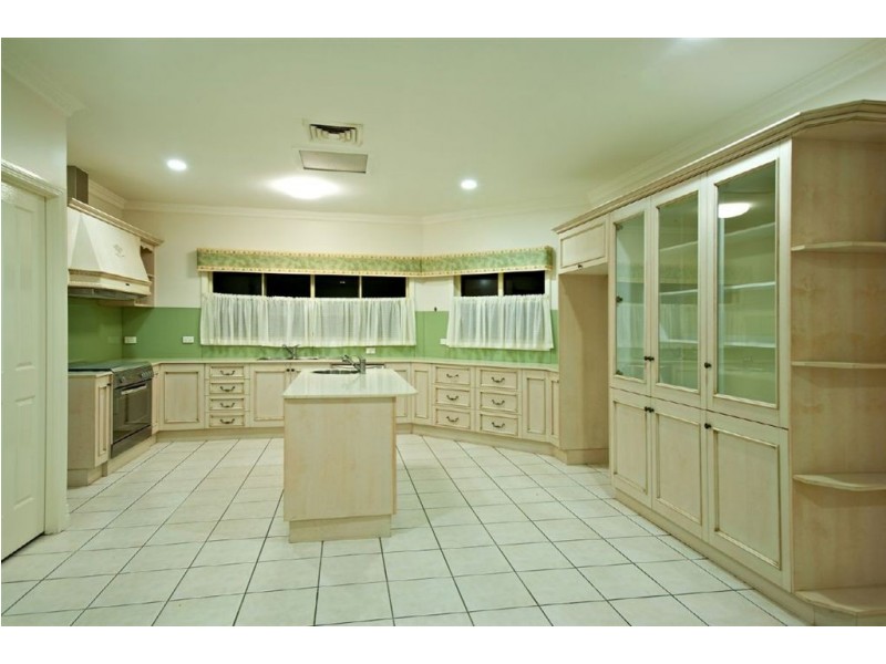 1 Pound Street, Walkerston QLD 4751