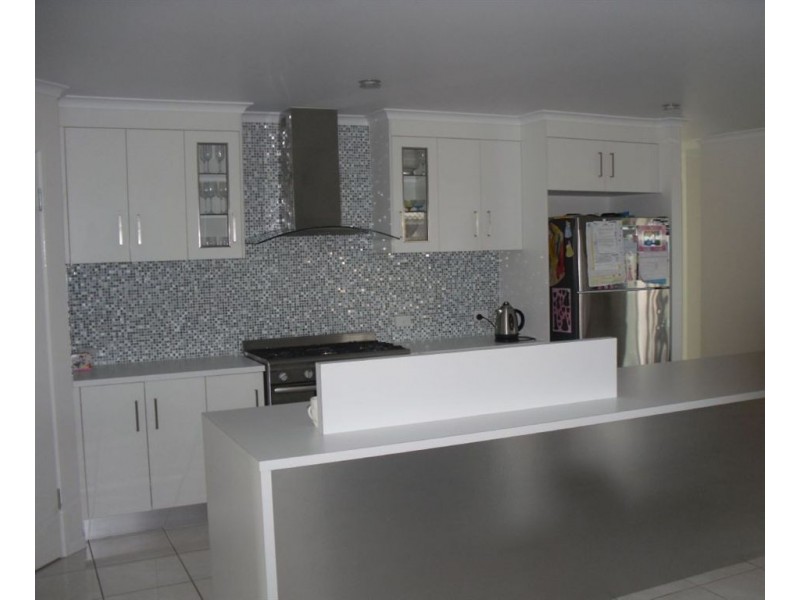 27 Debbiesue Drive, Mount Pleasant QLD 4740