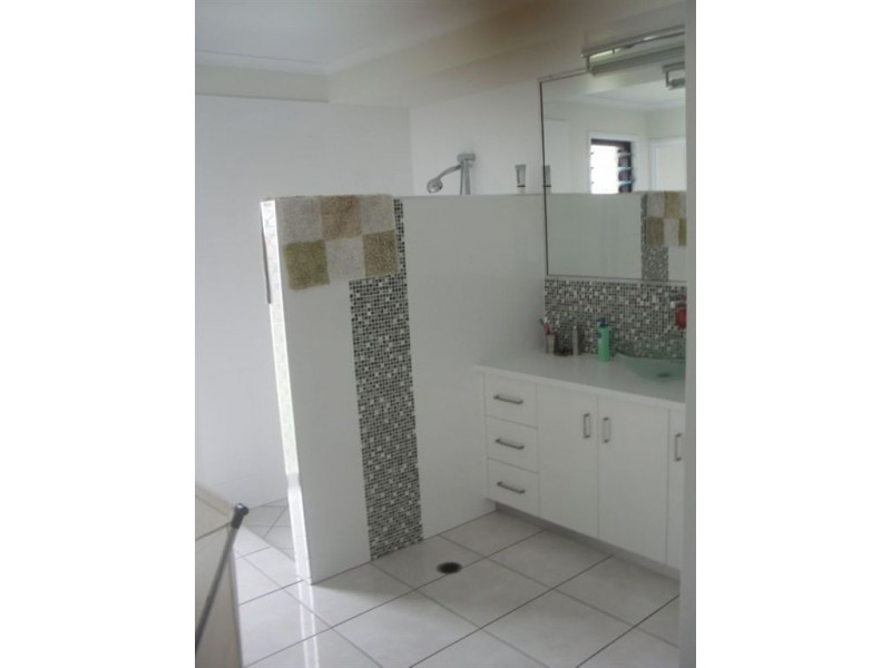 27 Debbiesue Drive, Mount Pleasant QLD 4740