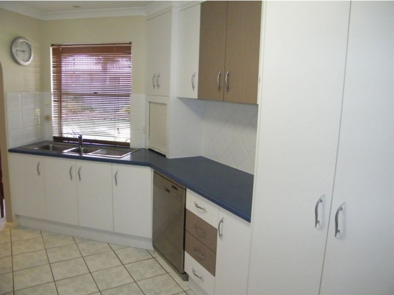 6 Caledonian Drive, Beaconsfield QLD 4740