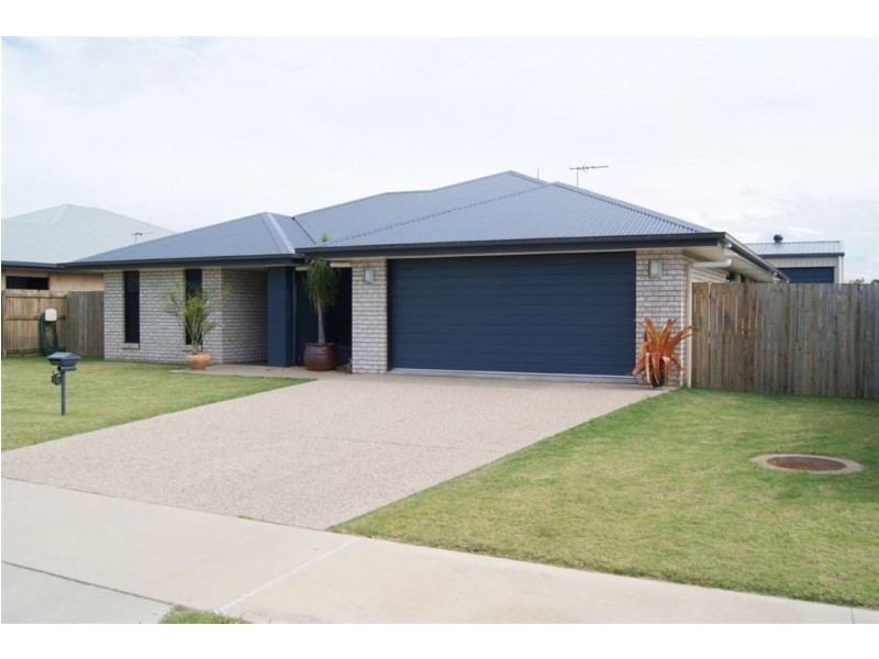 27 Stone Drive, Bucasia QLD 4750